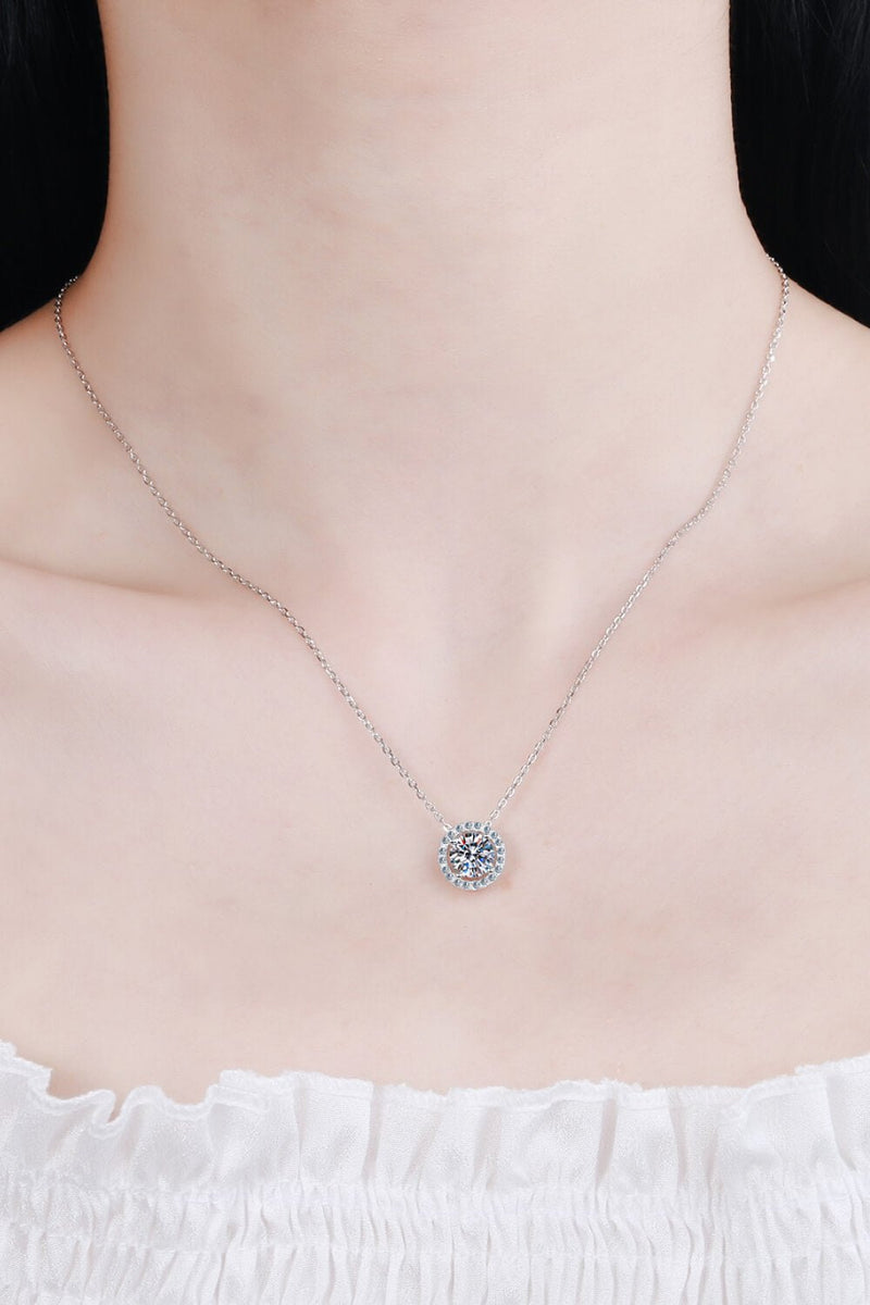 1 Carat Moissanite Round Pendant Chain Necklace - For You Eshop1 Carat Moissanite Round Pendant Chain NecklaceTrendsiFor You EshopSilverOne Size