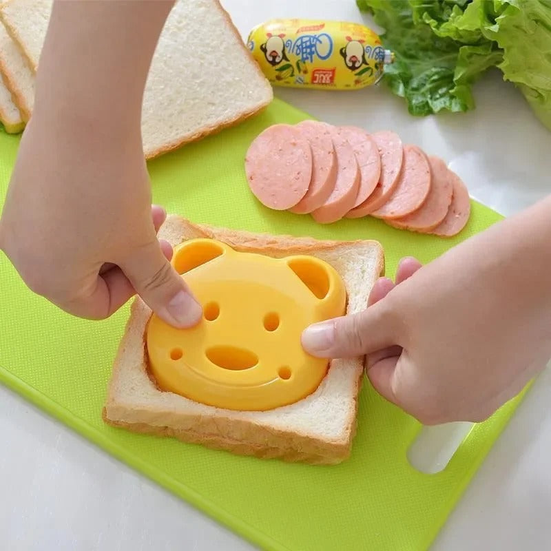 DIY children's cartoon sandwich mold