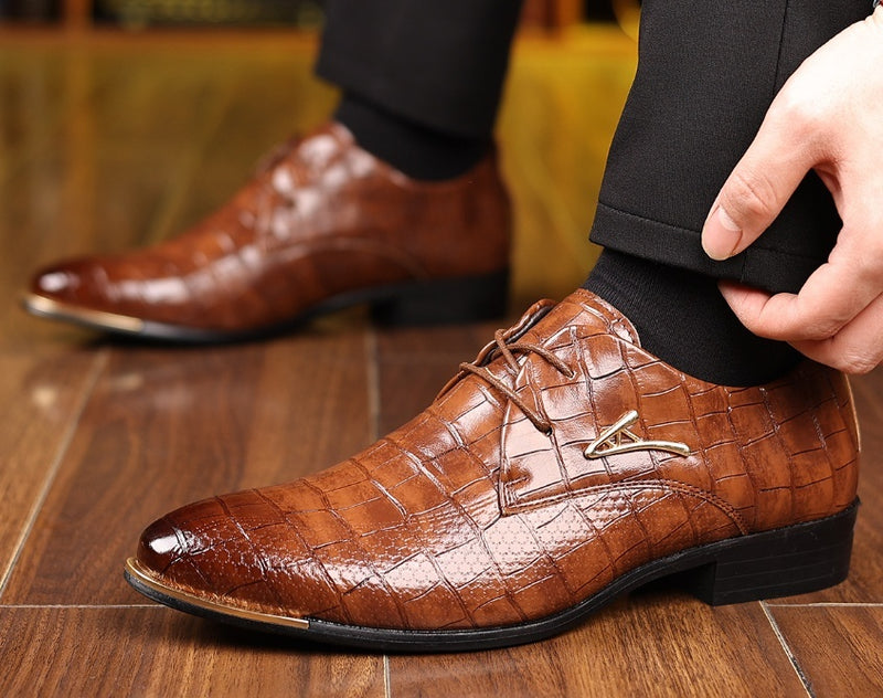 Men's Plus Size Leather Shoes Pointed-toe Fashion Business Formal Men's Shoes Barber Shoes